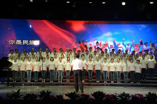 C:\Users\Lenovo\Desktop\杏色
大合唱\杏色
大合唱\yy04.jpg